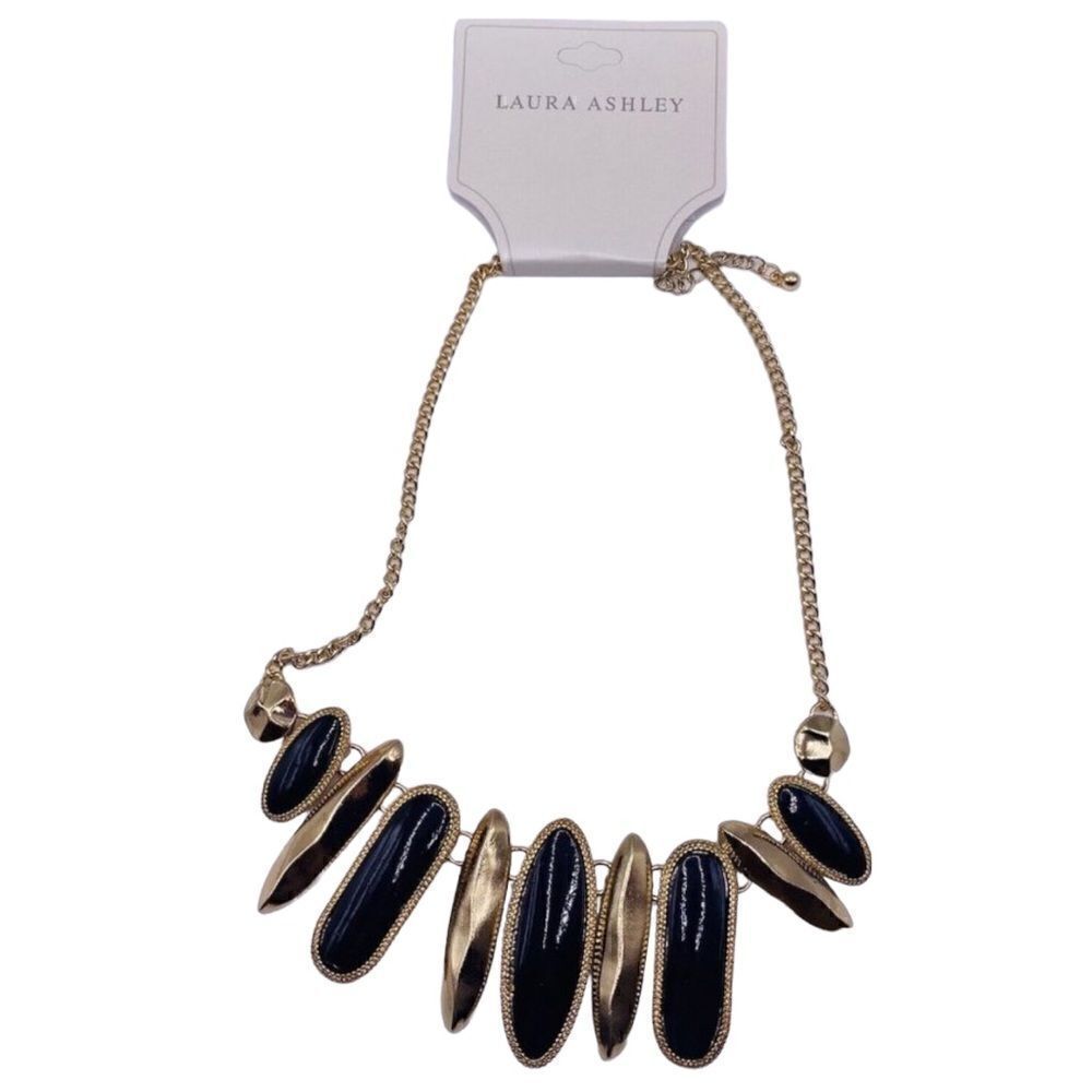 Laura Ashley statement necklace NWT